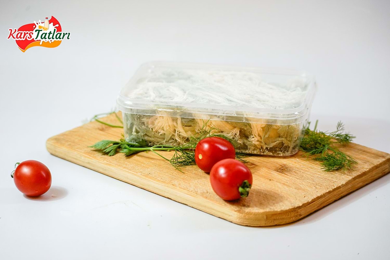 Göğermiş Yeşil Çeçil Peyniri - 500GR