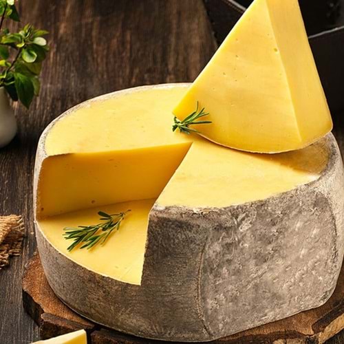 Taş Mahzen Kars Eski Kaşar Peyniri - 1KG