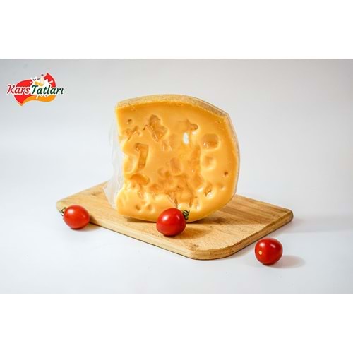Taş Mahzen Kars Gravyer Peyniri - 250GR