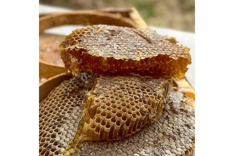 Karakovan Petek Bal - 2.8KG